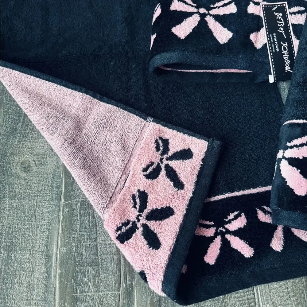 Betsey Johnson 3-pc Bath Hand Towels Black Pink Ribbon Bows Set